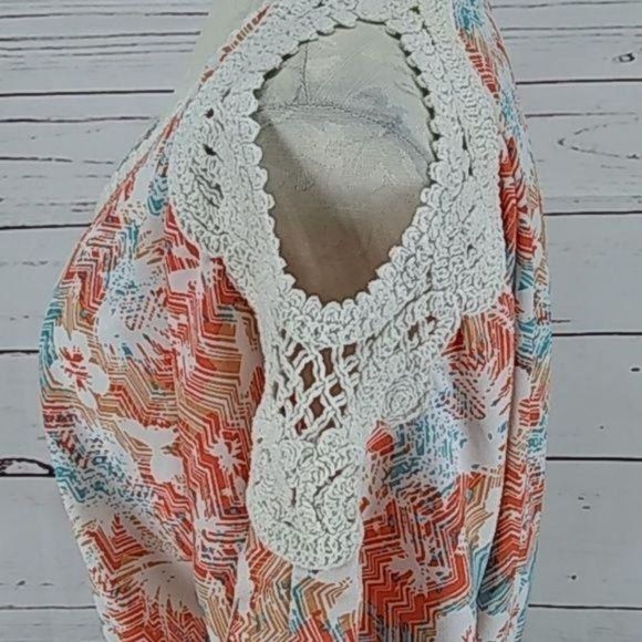 Milano Tropical Print Cold‎ Shoulder peplum blouse - Picture 4 of 8